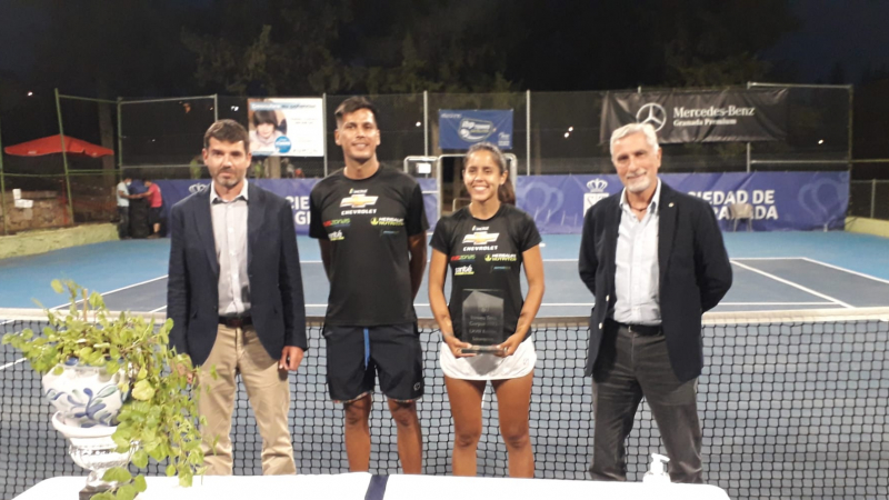 Javier Molino y María Dolores López, ganadores del LXVIII Open Internacional de Tenis Corpus Granada