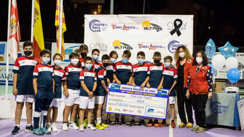 El torneo IBP "Villa de Tauste" dona a Cruz Roja 500 euros en alimentos 