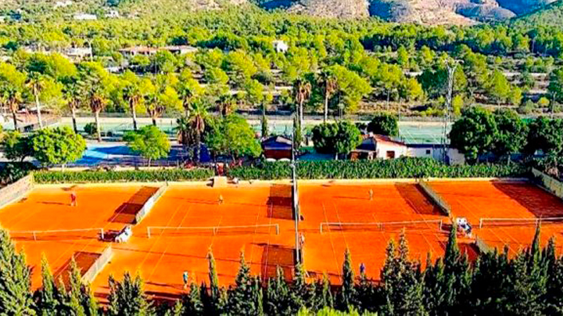 IQL organiza el I Open de Tenis Marina Baixa 2021 en Benidorm