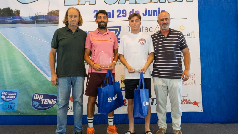 Pablo Pérez Navarro deja su sello en San Fernando y se lleva el primer Open La Salina