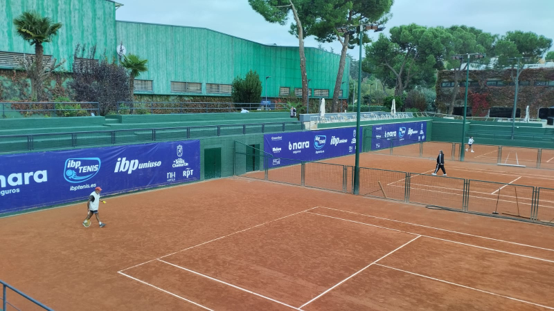 Preparativos en el Club de Tenis Chamartín para el Máster IBP Tenis 2023